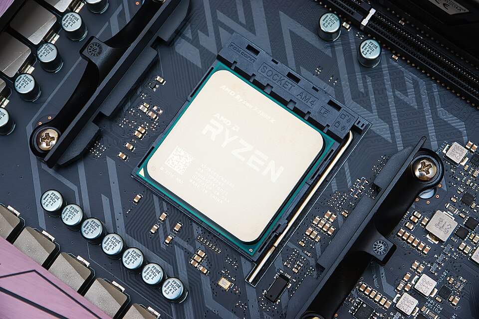 AMD Ryzen 7 7800X3D Processor