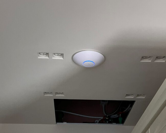 Ubiquiti UniFi U6 Lite Access Point
